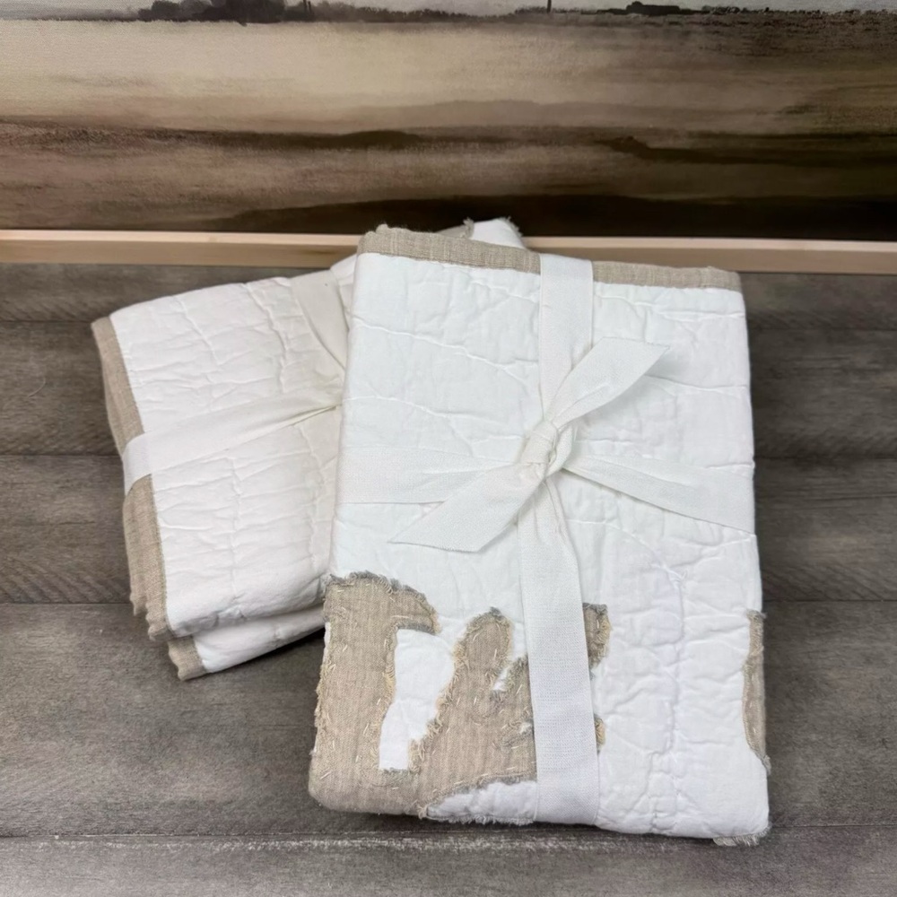 Pottery Barn Aloha Handcrafted Cotton Patchwork Quilted Standard Shams Set/2 OB